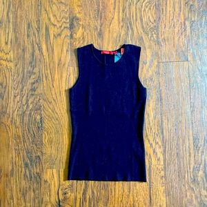 NWT Red Brand Sleeveless Sweater Size L